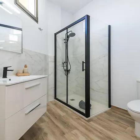 Apartment Home2book Coastal Retreat With Sea Views, Arinaga